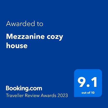 Mezzanine Cozy House Apartmán *